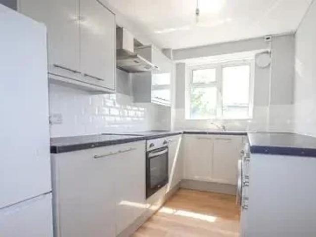 Apartment at Clarence Road, Grays