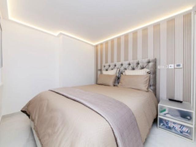 Apartment at Clarendon Road, Greater London