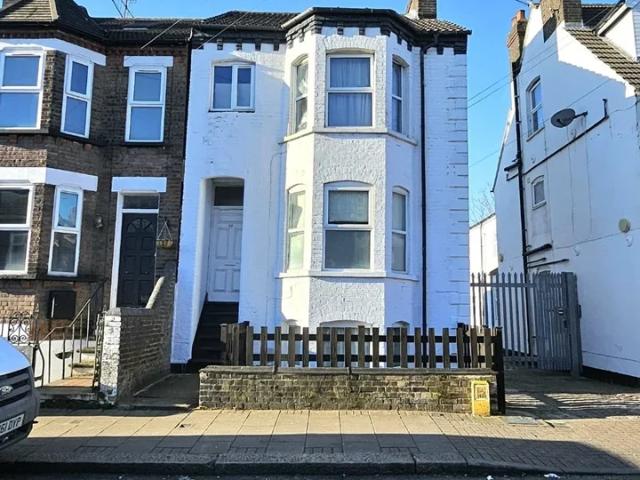Apartment at Clarendon Road, Luton