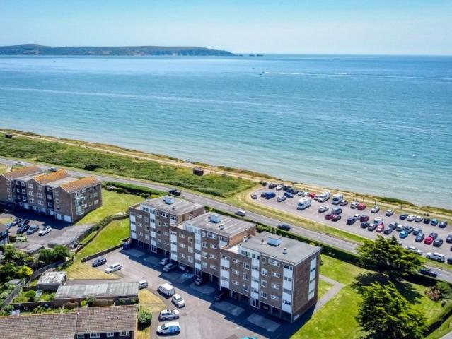 Apartment at Cliff Road, New Forest