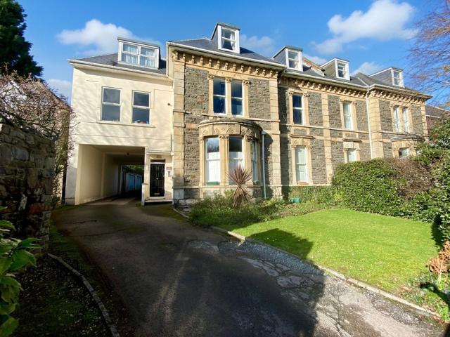 apartment at Clifton, All Saints Road, BS8 2JH