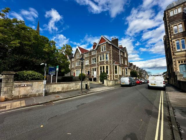 apartment at Clifton, Manilla Road, BS8 4EB