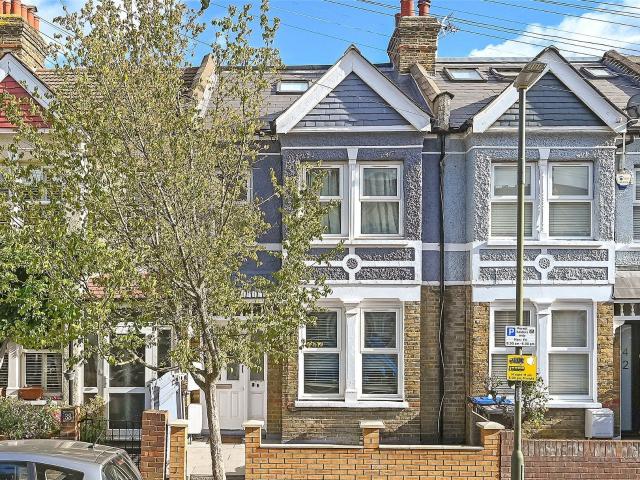 Apartment at Clifton Park Avenue, Greater London