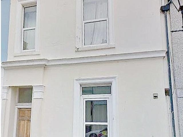 Apartment at Clifton Street, Plymouth