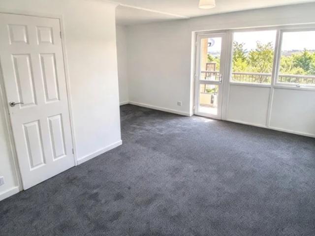 Apartment at Clover Way, Basildon