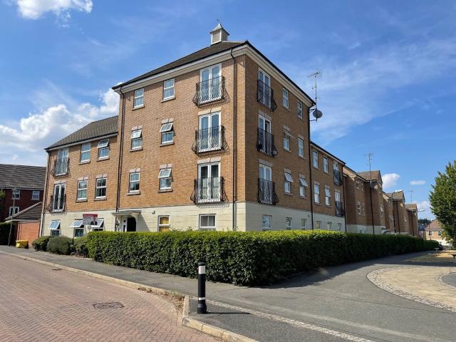 Apartment at Crackthorne Drive, Rugby