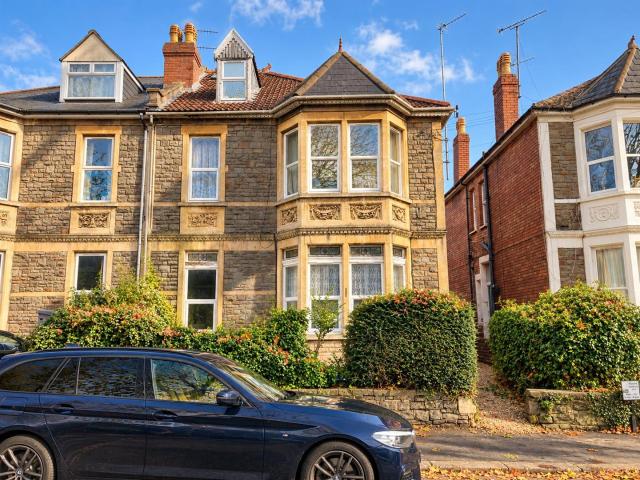 Apartment at Cranbrook Road, Bristol