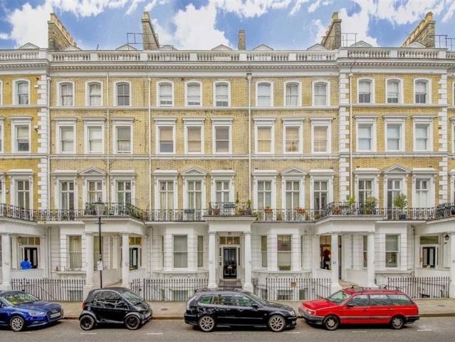 Apartment at Cranley Gardens, Greater London
