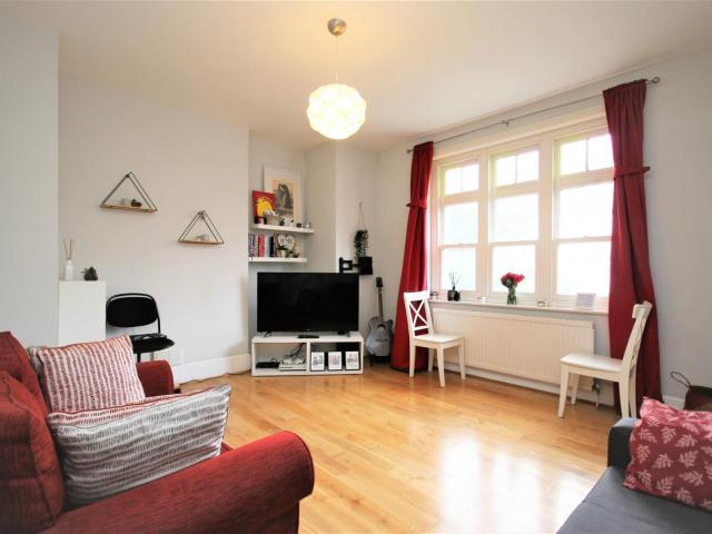 Apartment at Cranley Gardens, Greater London