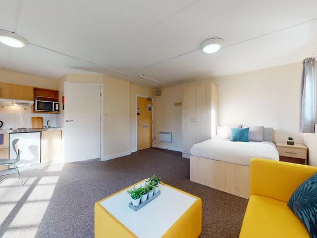 Apartment at Creek Road, Greater London