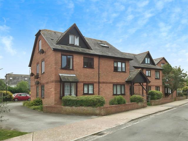 Apartment at Cromwell Road, Whitstable