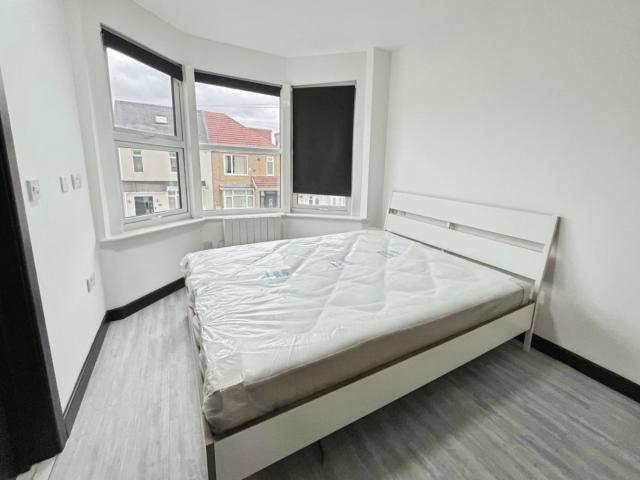 Apartment at Cromwell Road, Greater London