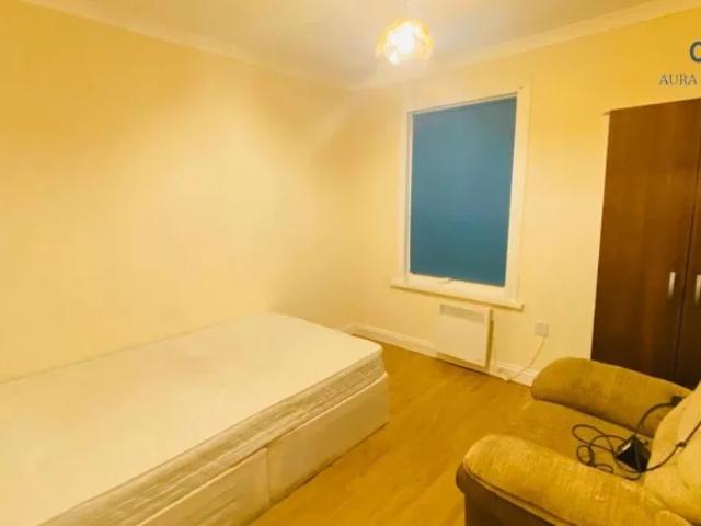 Apartment at Cromwell Road, Luton