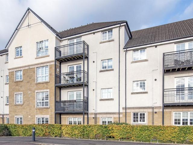 Apartment at Crown Crescent, Larbert