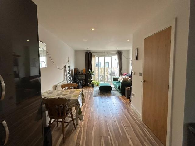 Apartment at Crown Drive, Greater London