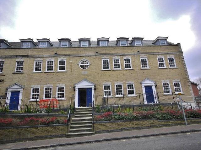 Apartment at Crown Street, Brentwood