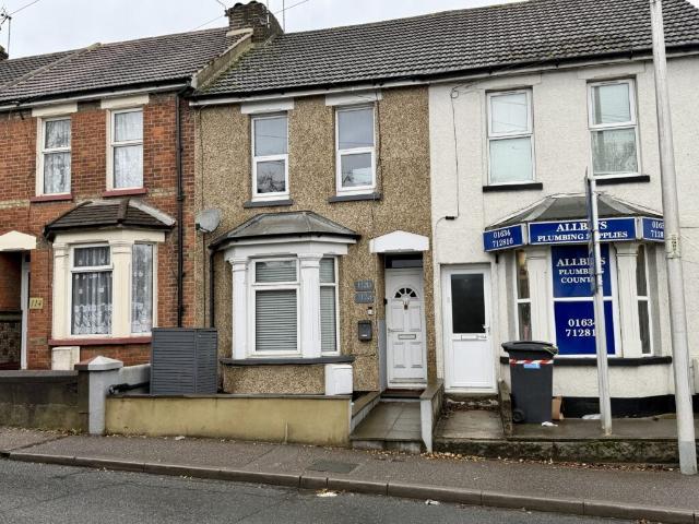 Apartment at Cuxton Road, Strood