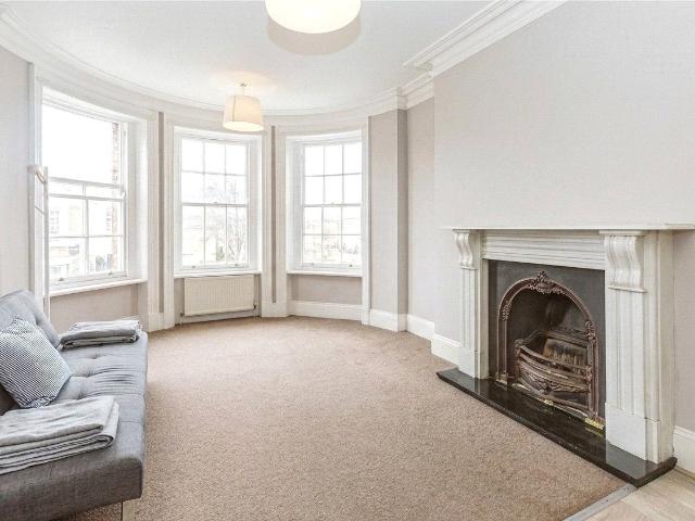 Apartment at Cumberland Piazza, Bristol