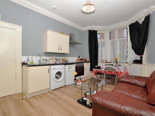 Apartment at Cumberland Street, Bristol