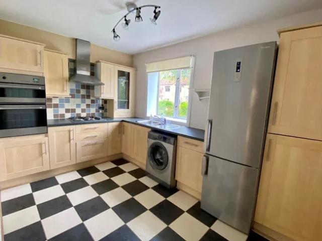 Apartment at Cumnor Crescent, City of Edinburgh
