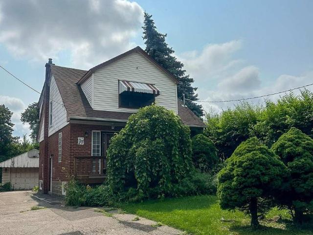 apartment at A102 27 MILLEN AVENUE, Hamilton, Ontario, L9A2T5