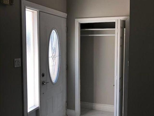 apartment at A1 647 VAUGHAN ROAD, Toronto, Ontario, M6E2Y4