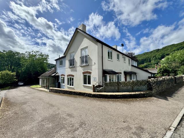 Apartment at A466, Llandogo