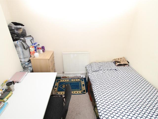 Apartment at A4058, Pontypridd