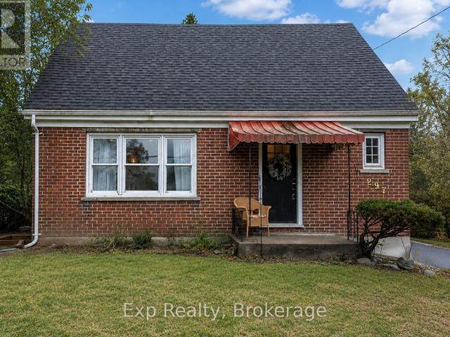 apartment at A 297 VICTORIA AVENUE, Belleville, Ontario, K8N2C9