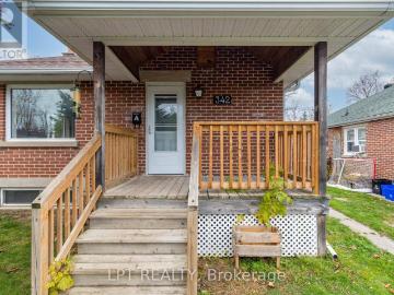 Hamilton, Ontario, Ontario - Garden, Parking