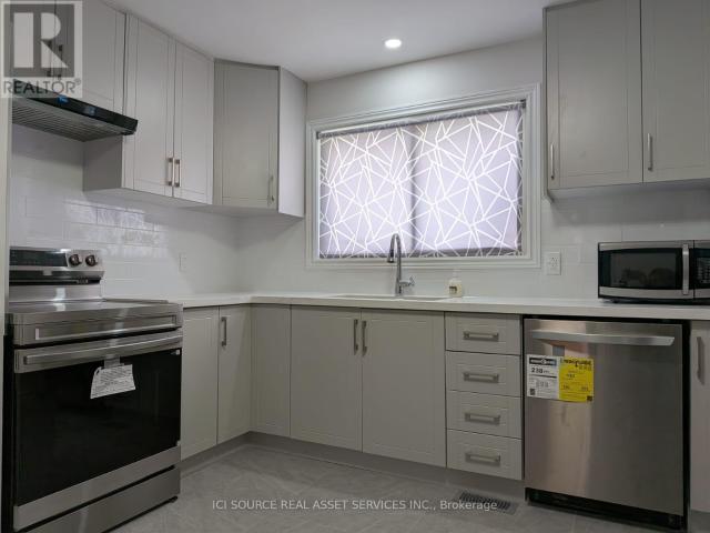 apartment at A UPPER 21 PARKDALE DRIVE, Belleville, Ontario, K8P2P3