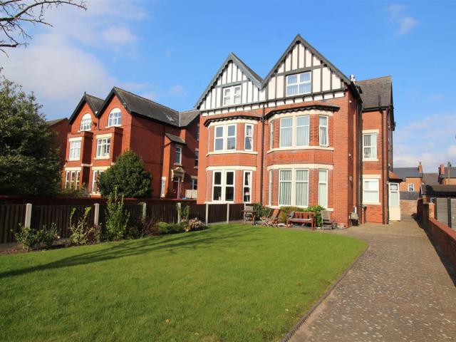 Apartment at Ansdell Road South, Borough of Fylde