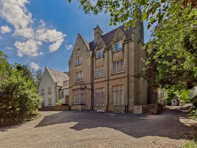 Apartment at Abbey Road, Malvern Hills