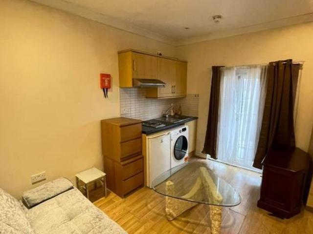 Apartment at Acton Lane, Greater London