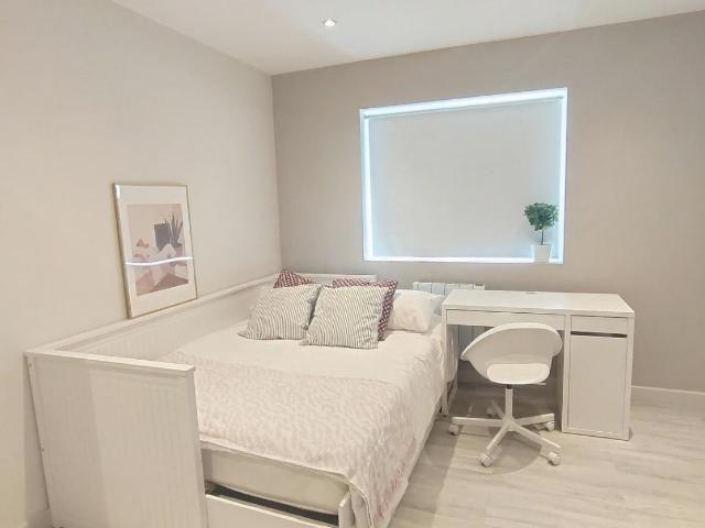 Apartment at Addison Gardens, Greater London