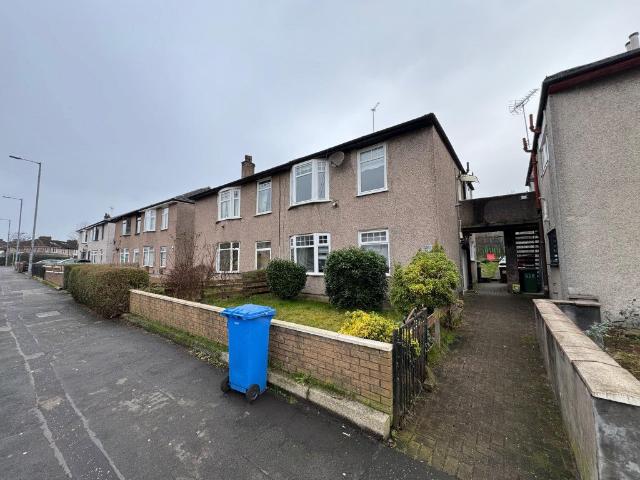 Apartment at Aikenhead Road, Glasgow