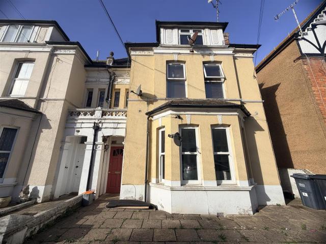 Apartment at Albany Road, Rother