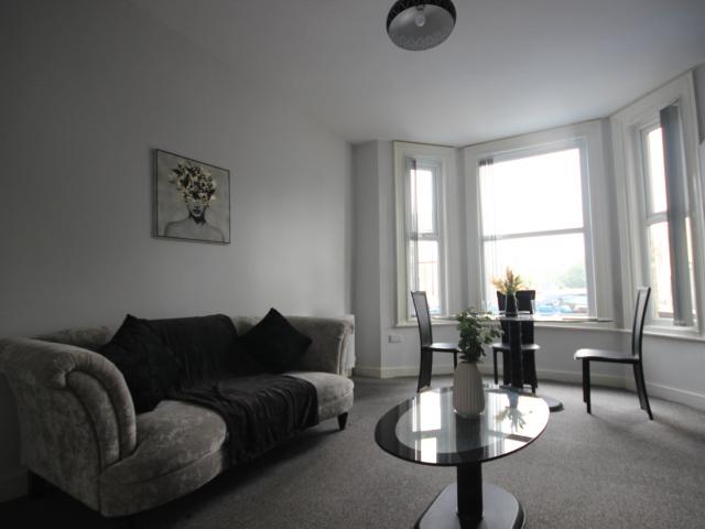 Apartment at Albert Avenue, Hull