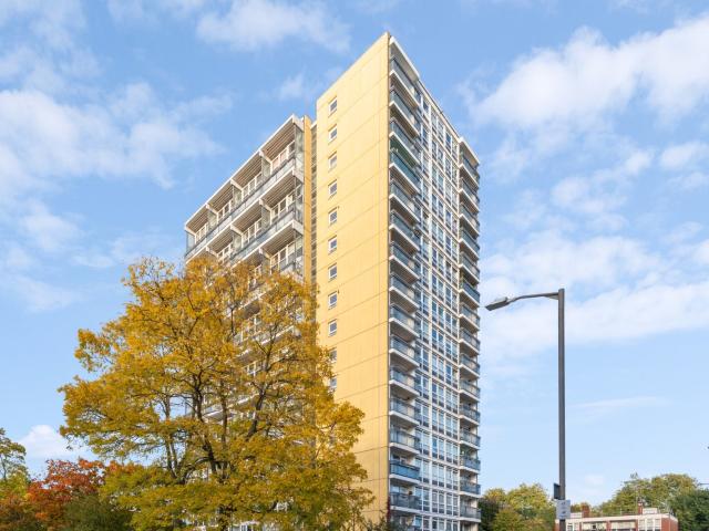 Apartment at Albert Bridge Road, Greater London