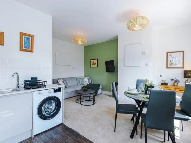 Apartment at Albert Road, Tamworth