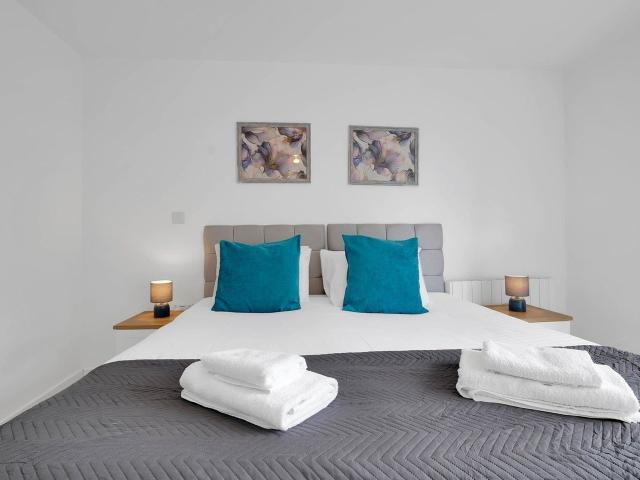 Apartment at Aldenham Road, Watford