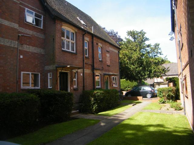 Apartment at Aldwick Close, Royal Leamington Spa