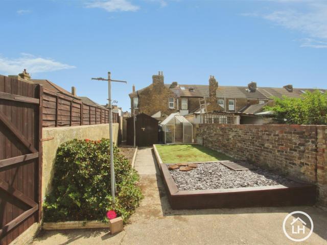Apartment at Alma Road, Borough of Swale