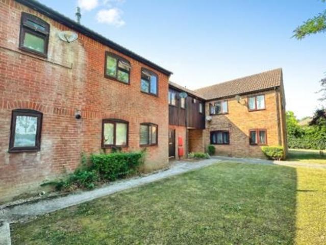 Apartment at Alpine Court, Basingstoke and Deane