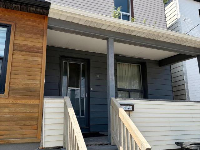 apartment at APT A 68 CARLAW AVENUE, Toronto, Ontario, M4M2R7
