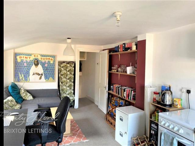 Apartment at Appach Road, Greater London