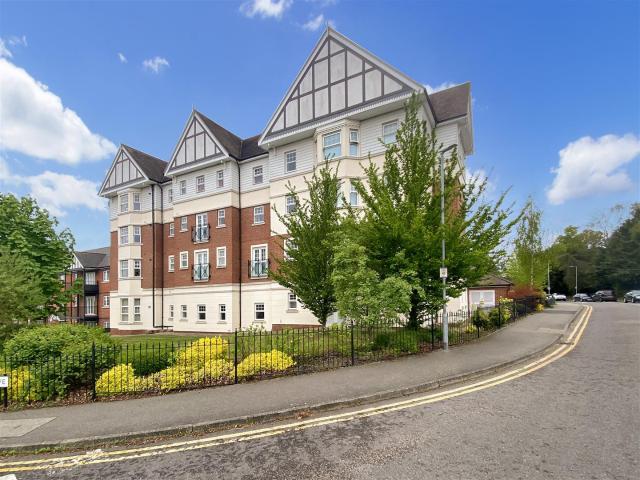 Apartment at Apprentice Drive, Colchester