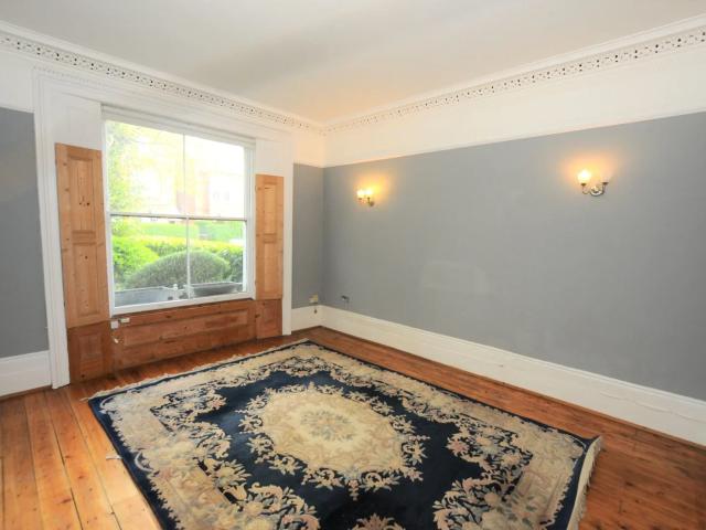 Apartment at Arterial Road West Thurrock, South Ockendon