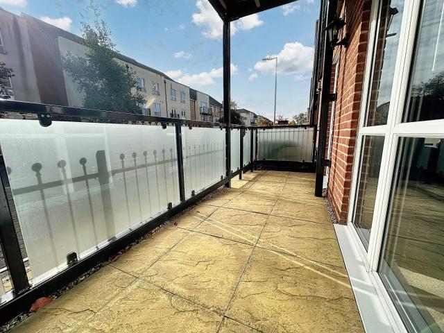Apartment at Arthur Maybury Close, Ashford