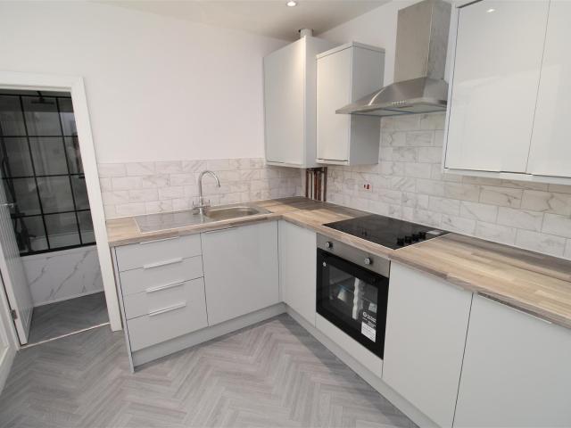 Apartment at Archer Street, Troed y rhiw